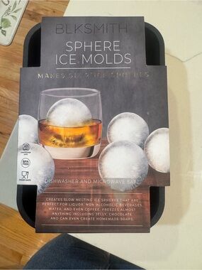 BLKSMITH Sphere Ice Molds - Black